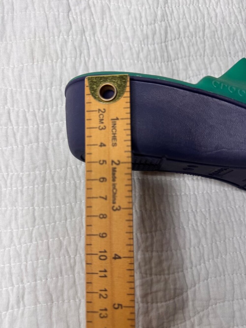 Crocs Mini Wedge Sandals Women 9 Colorblock Green Blue Strappy Comfort Pool - Picture 7 of 7